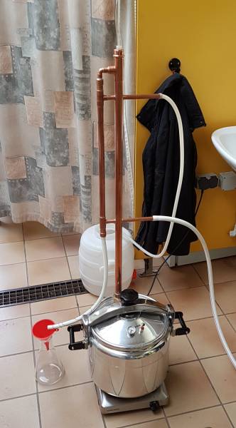 poteen2.0.jpg poteen2.0.jpg